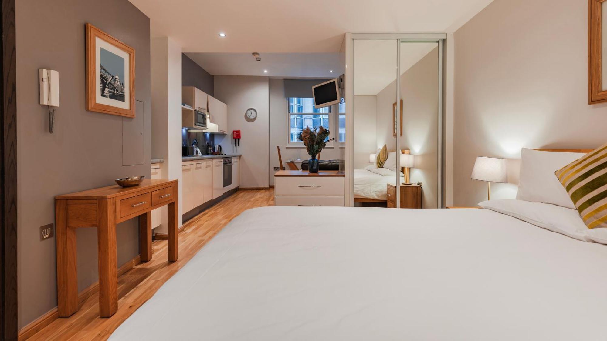 Cannon Street Serviced Apartments By Lovelystay London Exterior photo